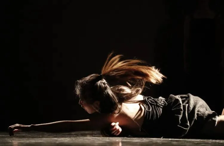《Cocoon House》 （ ）--P4 Theater ""