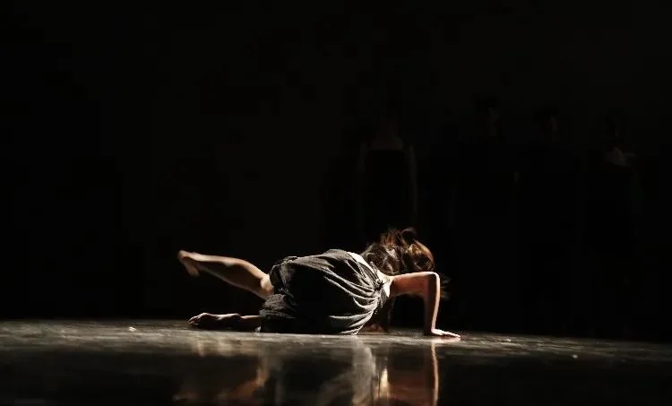 《Cocoon House》 （ ）--P4 Theater ""