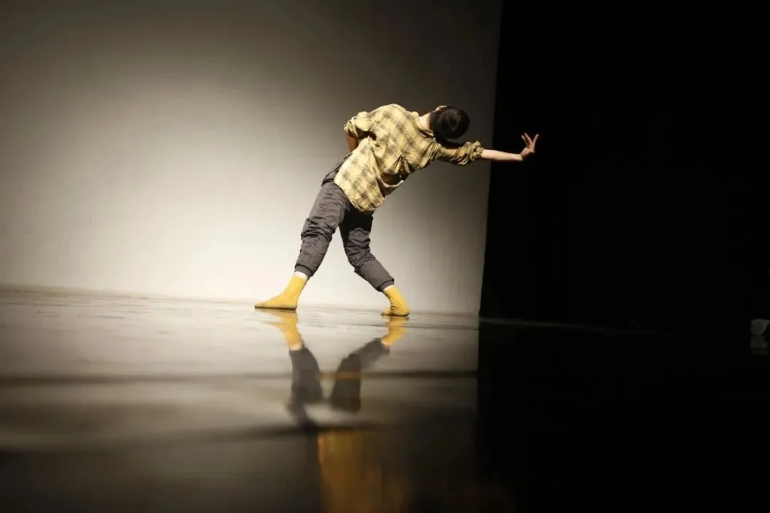 《Cocoon House》 （ ）--P4 Theater ""