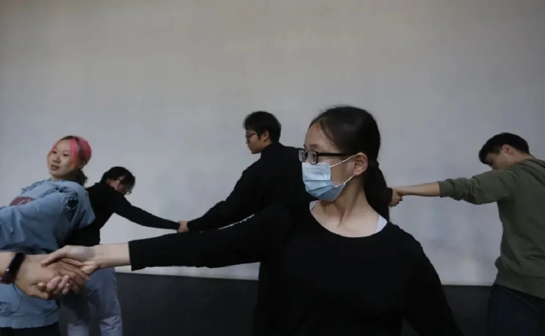 《Cocoon House》 （ ）--P4 Theater ""