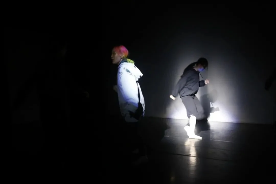 《Cocoon House》 （ ）--P4 Theater ""
