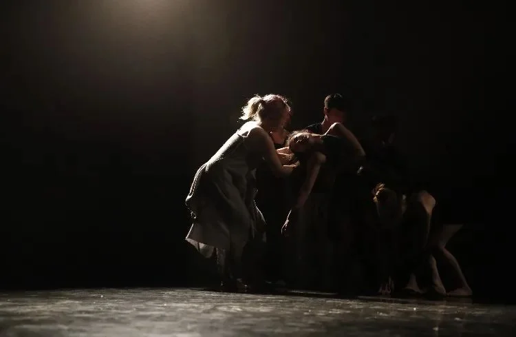 We'll talk behind the scene of Cocoon House. - We'll record "I" with the P4. - P4 Theater